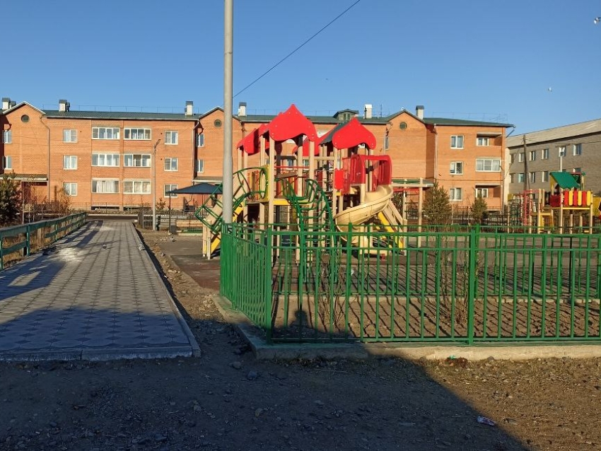 ​Два уютных двора в Улётах стали результатом реализации проекта «Забайкальский дворик»